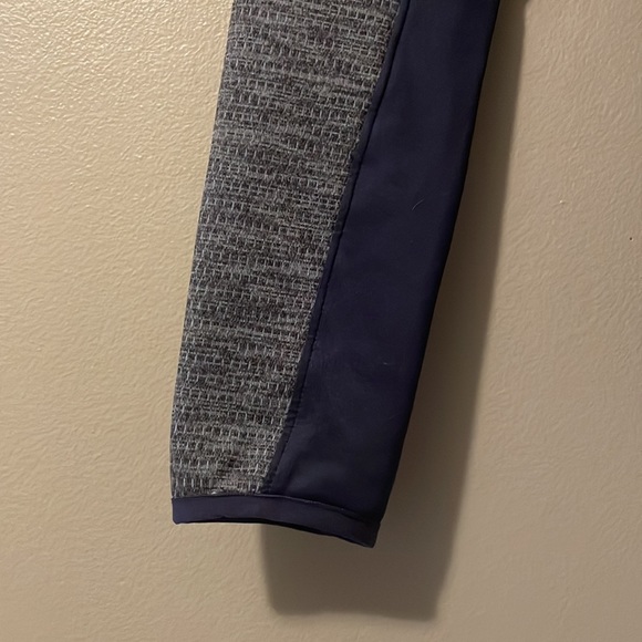 North Face Fleece Coat - Picture 3 of 6